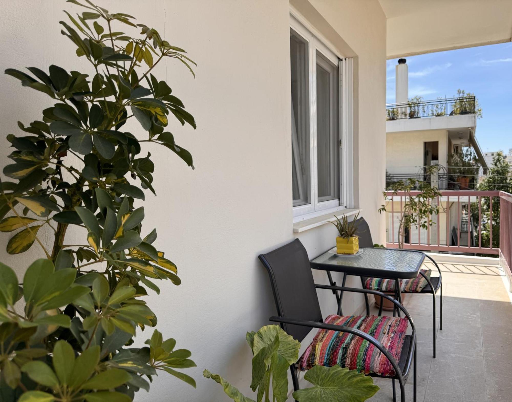 Navaro Apartments Patras Bagian luar foto